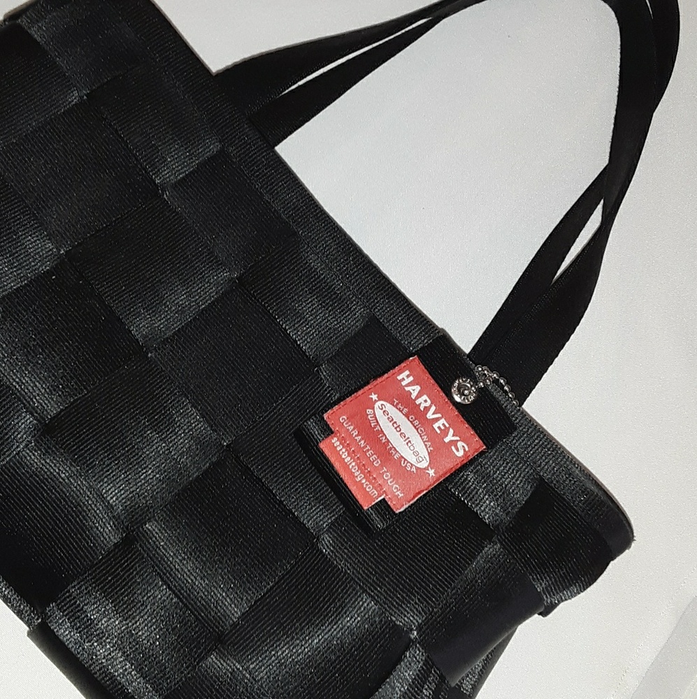 Harvey's Seat Belt Purse
